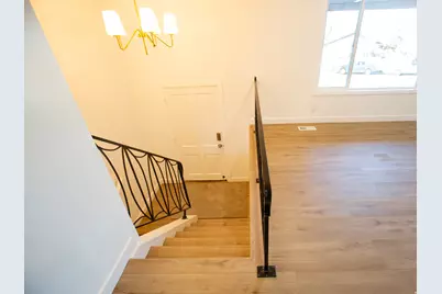 2721 W Lou Jean Ave, Taylorsville, UT 84129 - Photo 2