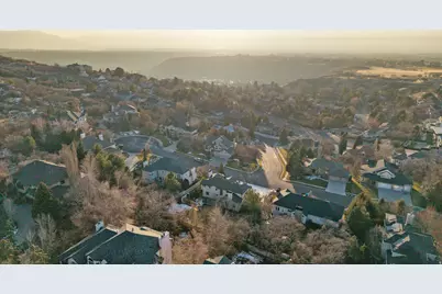 10043 S Stonewall Ct, Sandy, UT 84092 - Photo 64