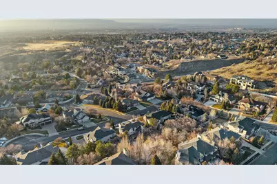 10043 S Stonewall Ct, Sandy, UT 84092 - Photo 62