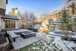 10043 S Stonewall Ct, Sandy, UT 84092 - Photo 48