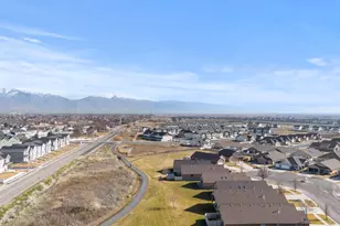 1912 W Parkview Dr, Syracuse, UT 84075 - Photo 36