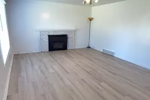 1374 Maple Dr, Logan, UT 84321 - Photo 6