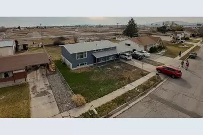 137 W 1025 S, Garland, UT 84312 - Photo 2