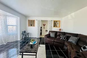 4333 W Glen Hill Cir S, West Valley, UT 84120 - Photo 6