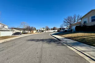 4333 W Glen Hill Cir S, West Valley, UT 84120 - Photo 70