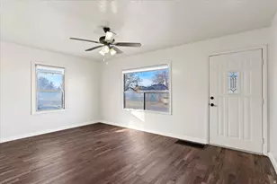 842 E 1000 S, Clearfield, UT 84015 - Photo 2