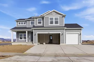 1131 E Blackfeet Dr, Eagle Mountain, UT 84005 - Photo 1