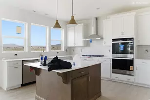 1131 E Blackfeet Dr, Eagle Mountain, UT 84005 - Photo 4