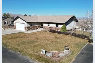 569 E Park Dr, Elk Ridge, UT 84651 - Photo 46