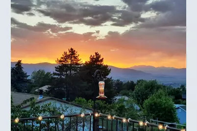 569 E Park Dr, Elk Ridge, UT 84651 - Photo 2