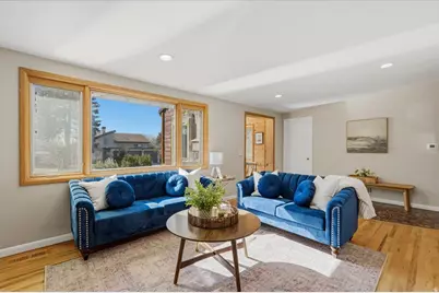 3471 E Olympus Dr, Holladay, UT 84124 - Photo 8