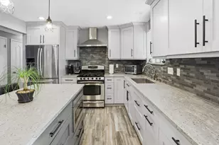 2192 E High Mesa Dr, Sandy, UT 84092 - Photo 10