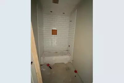 225 E 550 S, Roosevelt, UT 84066 - Photo 4