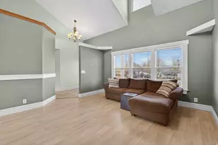 42 E 400 N, Santaquin, UT 84655 - Photo 4