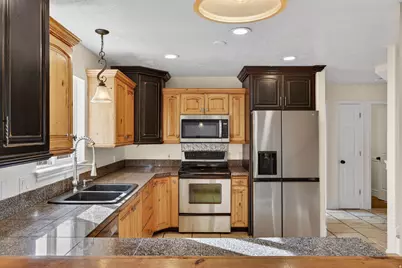 42 E 400 N, Santaquin, UT 84655 - Photo 8