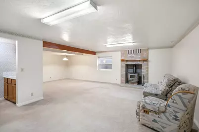 147 N 200 E, Orem, UT 84057 - Photo 18
