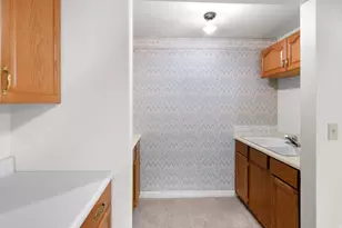 147 N 200 E, Orem, UT 84057 - Photo 20