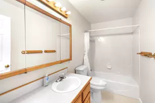 147 N 200 E, Orem, UT 84057 - Photo 14