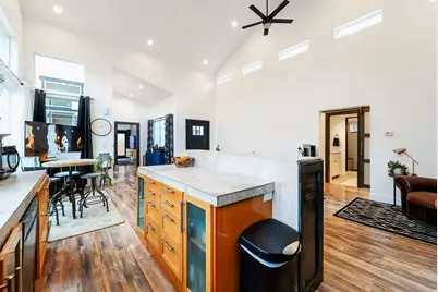 711 E 400 N, Springville, UT 84663 - Photo 4