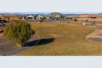 1792 S Roy Ct, Washington, UT 84780 - Photo 22