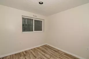 2777 S Centerbrook Dr, West Valley, UT 84119 - Photo 32