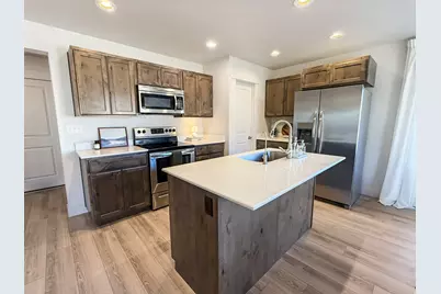 3715 S White Ash Dr, Mapleton, UT 84664 - Photo 8