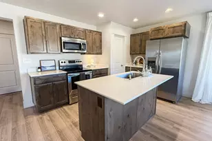 3715 S White Ash Dr, Mapleton, UT 84664 - Photo 8