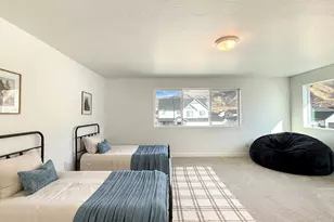 3372 S Pinyon Park Ln, Mapleton, UT 84664 - Photo 42