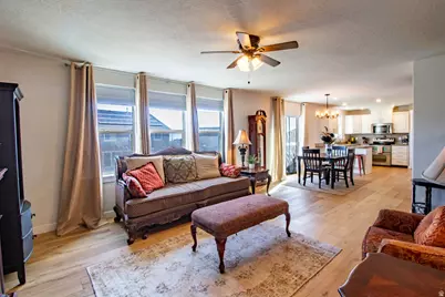 2692 S Stillwater Dr, Saratoga Springs, UT 84045 - Photo 12