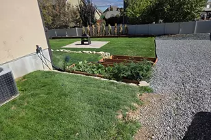 2692 S Stillwater Dr, Saratoga Springs, UT 84045 - Photo 42