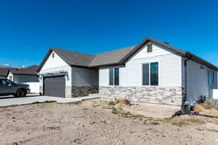 278 W Williams Ln S, Grantsville, UT 84029 - Photo 2