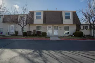 563 N 200 W, Bountiful, UT 84010 - Photo 4