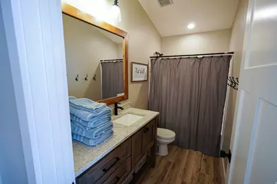 660 N Cambry Dr, Garden City, UT 84028 - Photo 32