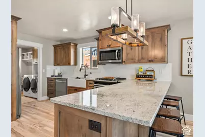 660 N Cambry Dr, Garden City, UT 84028 - Photo 14