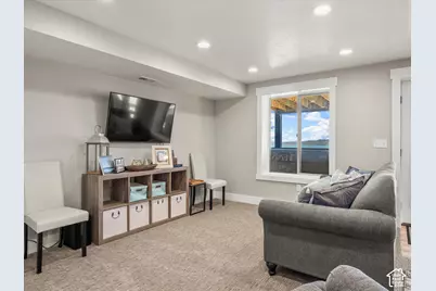 660 N Cambry Dr, Garden City, UT 84028 - Photo 36