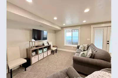 660 N Cambry Dr, Garden City, UT 84028 - Photo 40