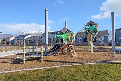 641 N 160 E, Vineyard, UT 84059 - Photo 18