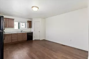 641 N 160 E, Vineyard, UT 84059 - Photo 6