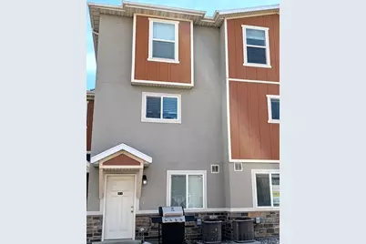 641 N 160 E, Vineyard, UT 84059 - Photo 2