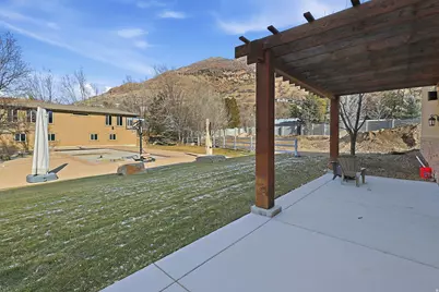 5885 S Tolcate Ln, Holladay, UT 84121 - Photo 98