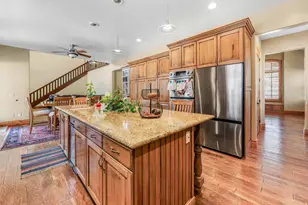 5885 S Tolcate Ln, Holladay, UT 84121 - Photo 12