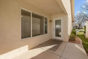 1825 W Mathis Park Pl, Saint George, UT 84770 - Photo 36