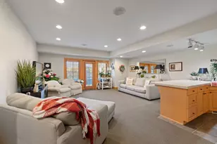 8266 S Crk Holw Cv, Cottonwood Heights, UT 84093 - Photo 54