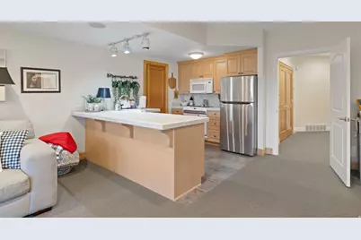 8266 S Creek Hollow Cv, Cottonwood Heights, UT 84093 - Photo 52