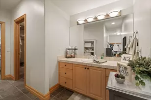 8266 S Crk Holw Cv, Cottonwood Heights, UT 84093 - Photo 58