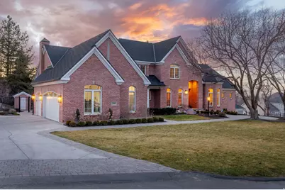 8266 S Creek Hollow Cv, Cottonwood Heights, UT 84093 - Photo 70