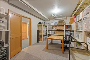 8266 S Crk Holw Cv, Cottonwood Heights, UT 84093 - Photo 66