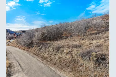 809 N Cambry Dr #22, Garden City, UT 84028 - Photo 10