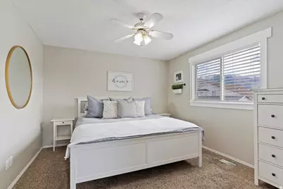 685 S Pheasant View Dr, Layton, UT 84041 - Photo 10