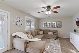 685 S Pheasant View Dr, Layton, UT 84041 - Photo 8